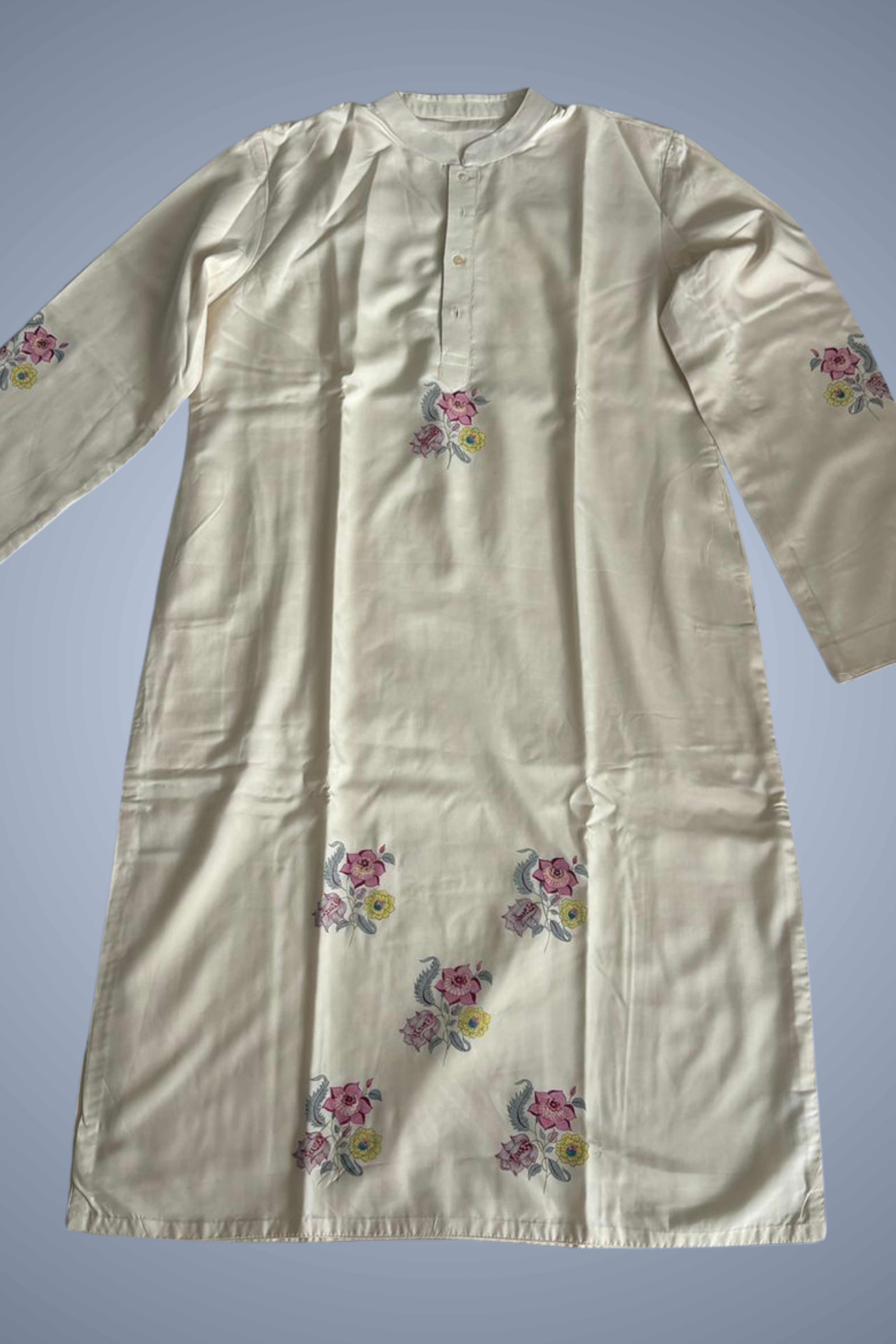 Full sleeves, Boski, Hand-painted full body Floral print, Off-white, kurta